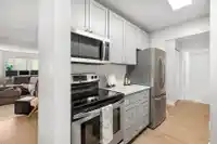 113 9620 MANCHESTER DRIVE - thumbnail 15