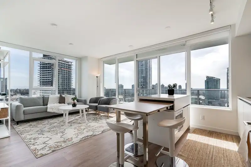 2508 13428 105 AVENUE - photo 4 of 40