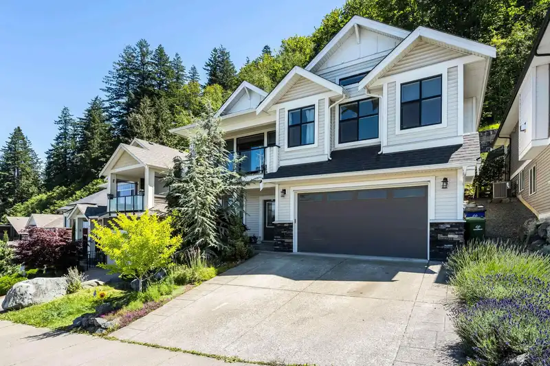 47254 SYLVAN DRIVE - photo 2 of 38