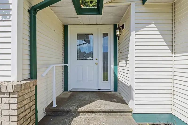11915 238A STREET - photo 3 of 40