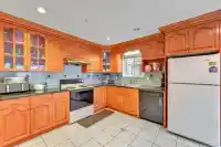 3153 PARKER STREET - thumbnail 4