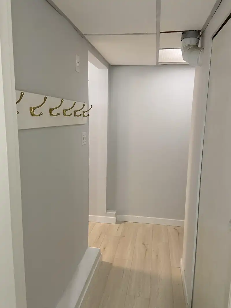 2369 WAKEFIELD COURT - photo 3 of 12
