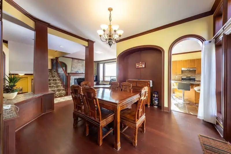 23 FERNWAY DRIVE - photo 3 of 40