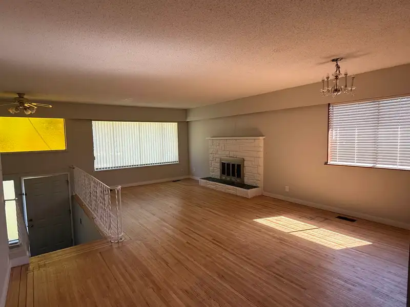 3466 E 2ND AVENUE - photo 2 of 14