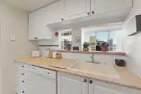 602 567 LONSDALE AVENUE - thumbnail 10
