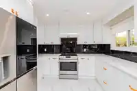 3097 GOLDFINCH STREET - thumbnail 4