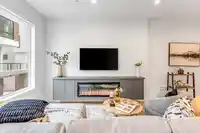 22 7946 204 STREET - thumbnail 1
