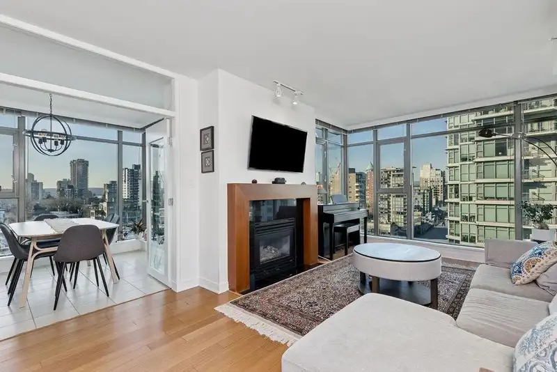 1202 1680 BAYSHORE DRIVE - photo 1 of 30