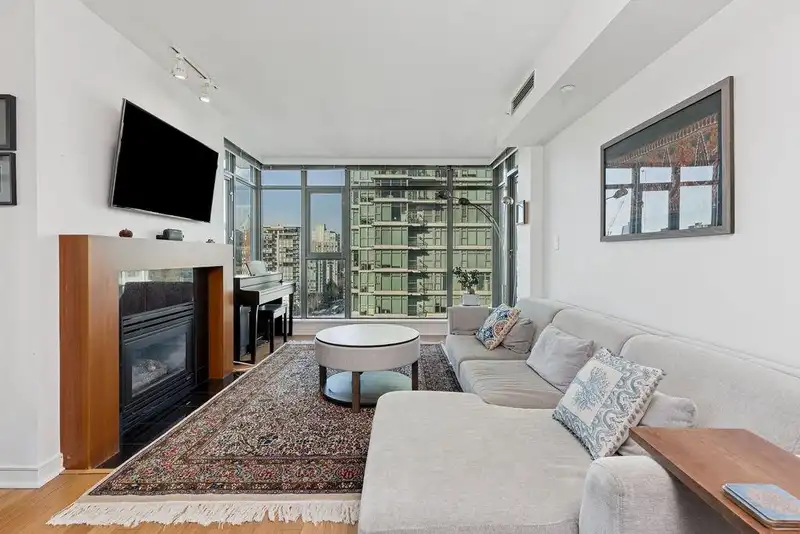 1202 1680 BAYSHORE DRIVE - photo 2 of 30