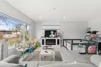 2506 E 45TH AVENUE - thumbnail 4