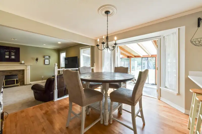 8551 BANNISTER DRIVE - photo 3 of 35