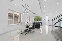 5835 CLARENDON STREET - thumbnail 4