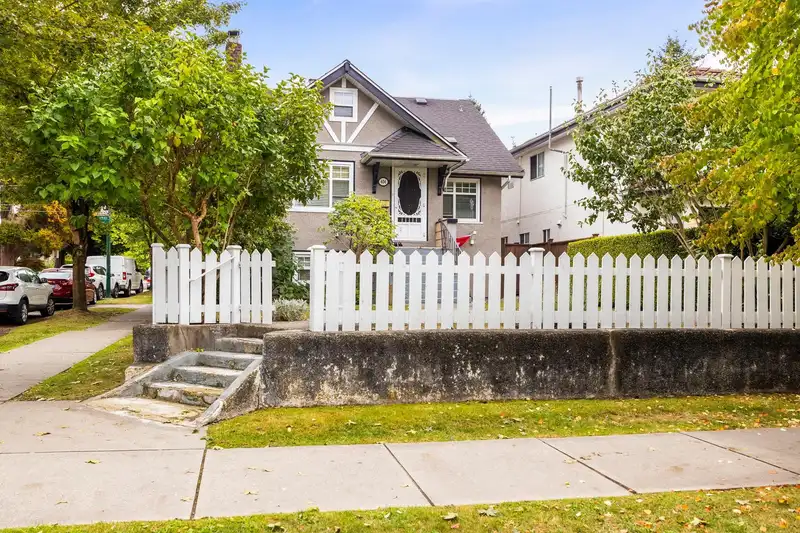 404 W 18TH AVENUE - photo 4 of 40