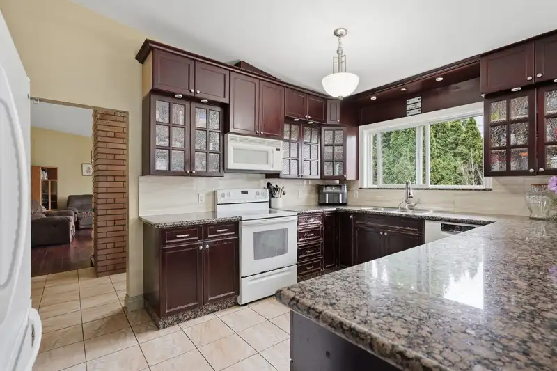 34017 MARSHALL ROAD - photo 4 of 38