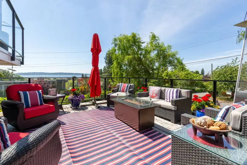 912 KEIL STREET - photo 3 of 40