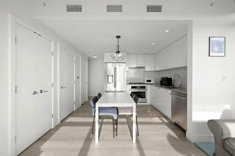 1405 3581 E KENT AVENUE NORTH - photo 4 of 36