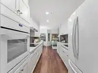 107 3690 BANFF COURT - thumbnail 10