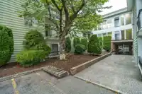 392C 8635 120 STREET - thumbnail 2