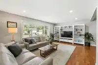 2454 ALADDIN CRESCENT - thumbnail 5