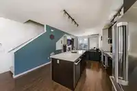 34 2418 AVON PLACE - thumbnail 12