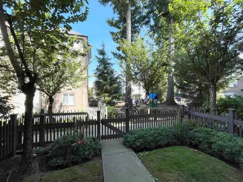 108 7848 209 STREET - photo 3 of 25