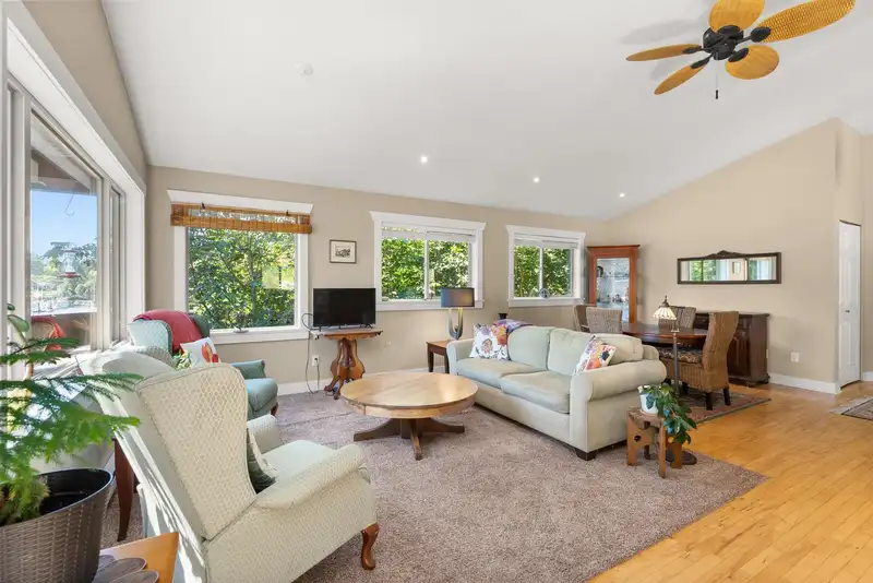 4371 FRANCIS PENINSULA ROAD - photo 4 of 40