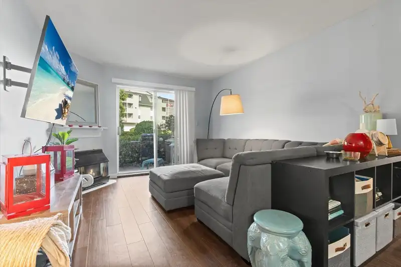 103 2567 VICTORIA STREET - photo 3 of 15