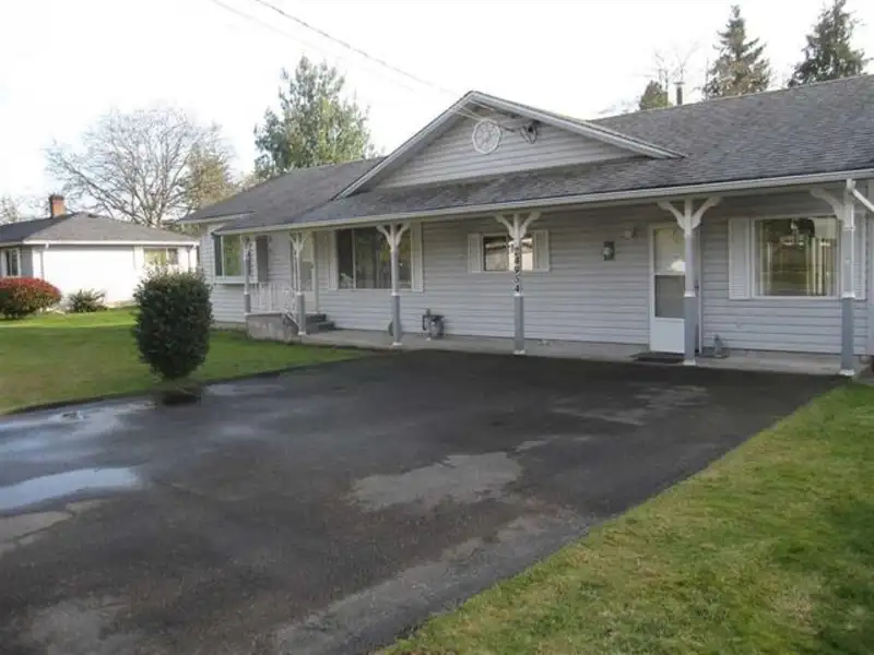 24954 56 AVENUE - photo 2 of 4