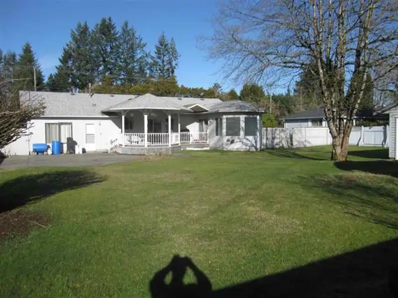 24954 56 AVENUE - photo 3 of 4
