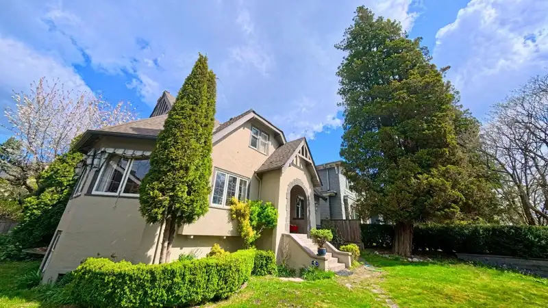 3425 W 33RD AVENUE - photo 3 of 39