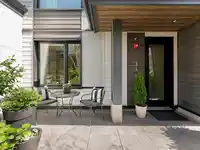 31 528 E 2ND STREET - thumbnail 2