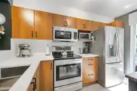 58 6747 203 STREET - thumbnail 11