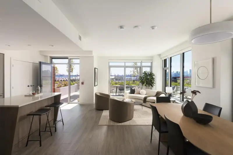TH112 755 HARBOURSIDE DRIVE - photo 1 of 39