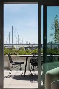TH112 755 HARBOURSIDE DRIVE - thumbnail 5