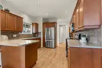 5976 MATSQUI STREET - thumbnail 12