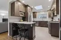 820 BALLANTRAE COURT - thumbnail 2