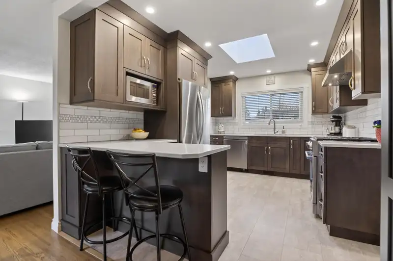 820 BALLANTRAE COURT - photo 2 of 29