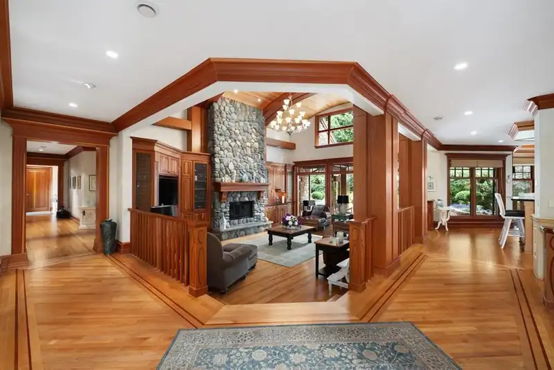 3122 136 STREET - photo 4 of 40