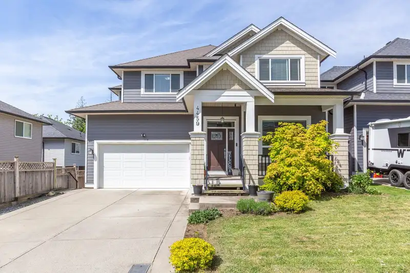 4459 FARINA ROAD - photo 1 of 39