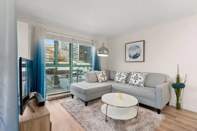 506 907 BEACH AVENUE - photo 1 of 29