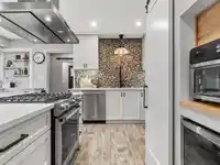 5757 246 STREET - thumbnail 10