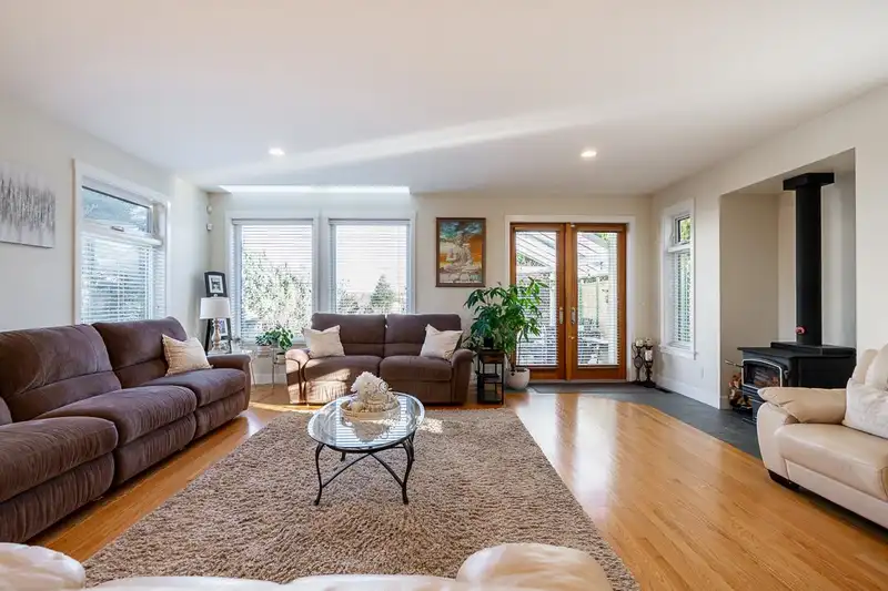 3302 168 STREET - photo 3 of 33