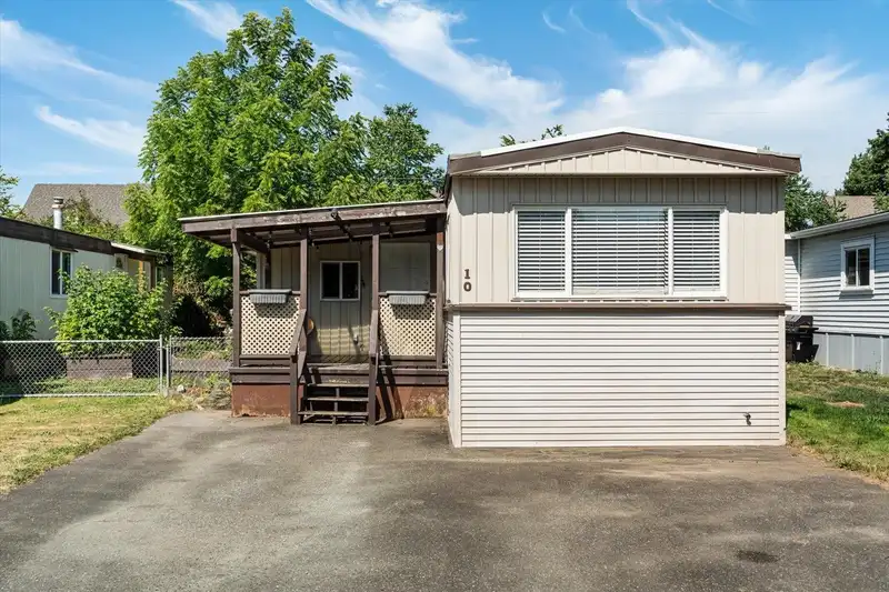 10 45640 WATSON ROAD - photo 1 of 35
