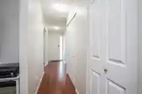 3 3051 SPRINGFIELD DRIVE - thumbnail 2