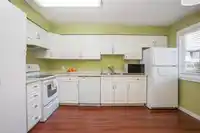 3 3051 SPRINGFIELD DRIVE - thumbnail 12