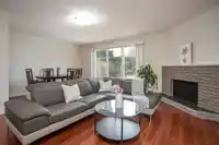 3 3051 SPRINGFIELD DRIVE - thumbnail 5