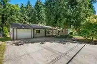 4108 196 STREET - thumbnail 1