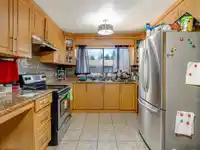 135 9463 PRINCE CHARLES BOULEVARD - thumbnail 5