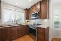 1087 161 STREET - thumbnail 19