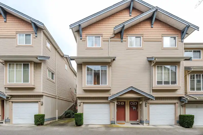 42 5839 PANORAMA DRIVE - photo 3 of 33